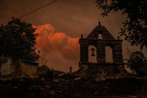 El cementerio del pueblo de Vilarmel en lugo.